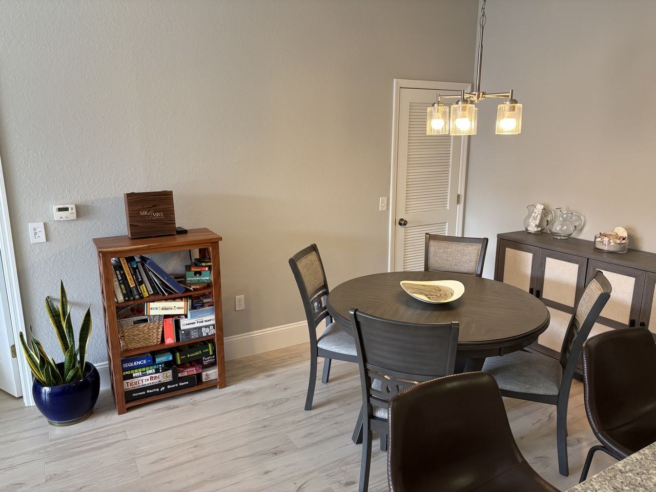 9015 Colby Dr #2013 - Photo 6 of 16