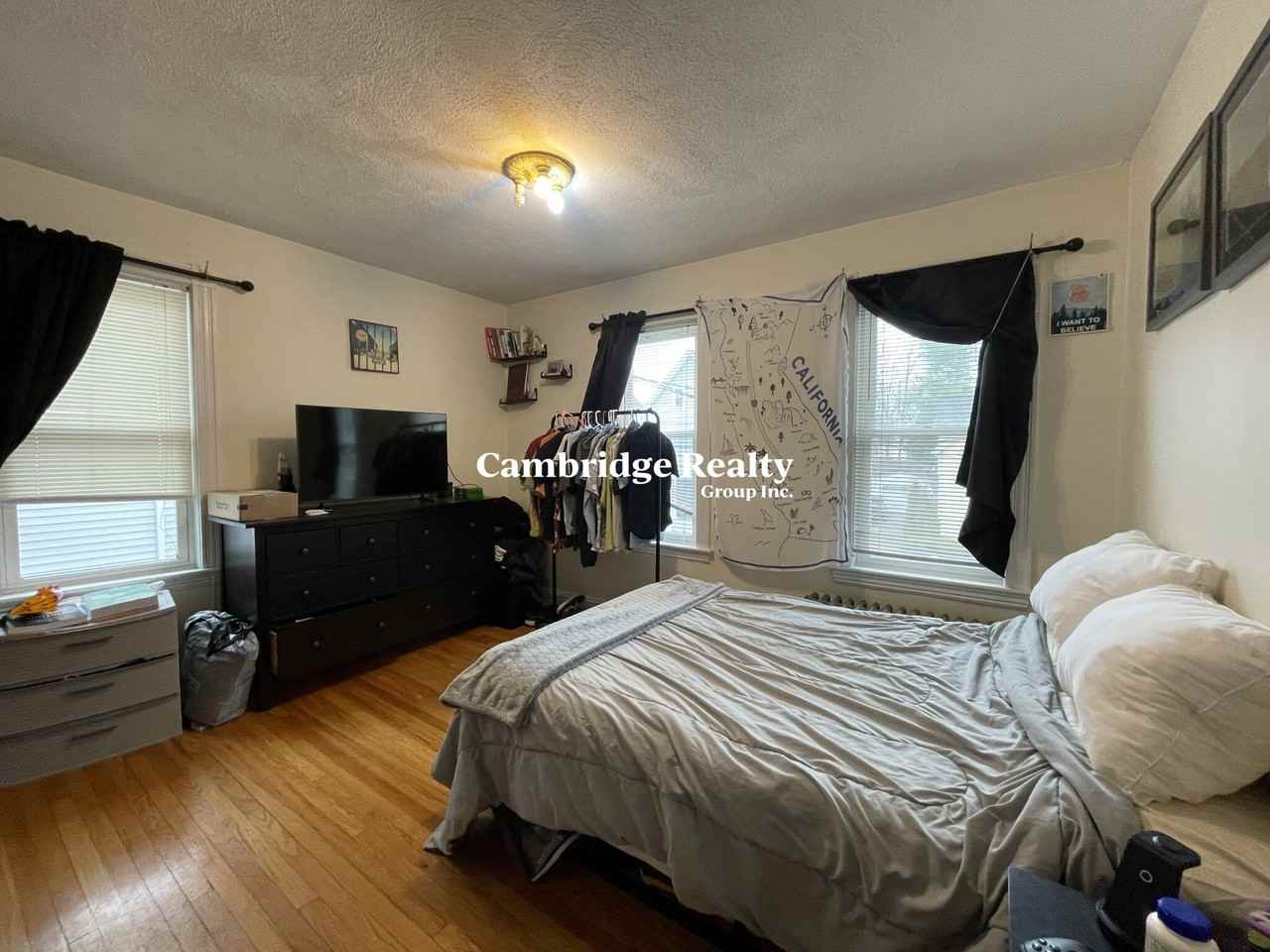 65 Fairbanks St #2T - Photo 4 of 25