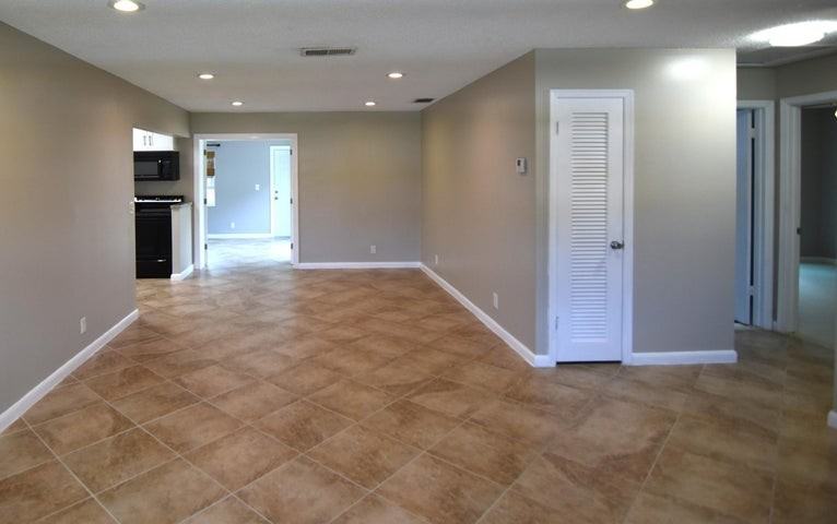 19287 Liberty Road - Photo 5 of 9