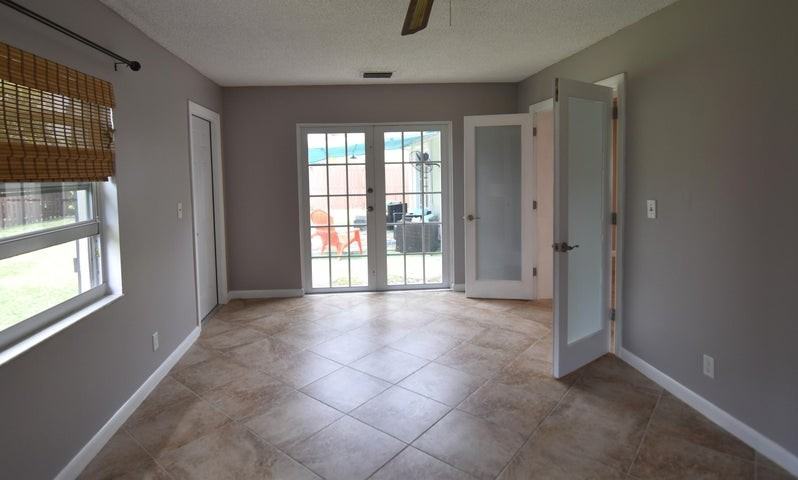19287 Liberty Road - Photo 7 of 9