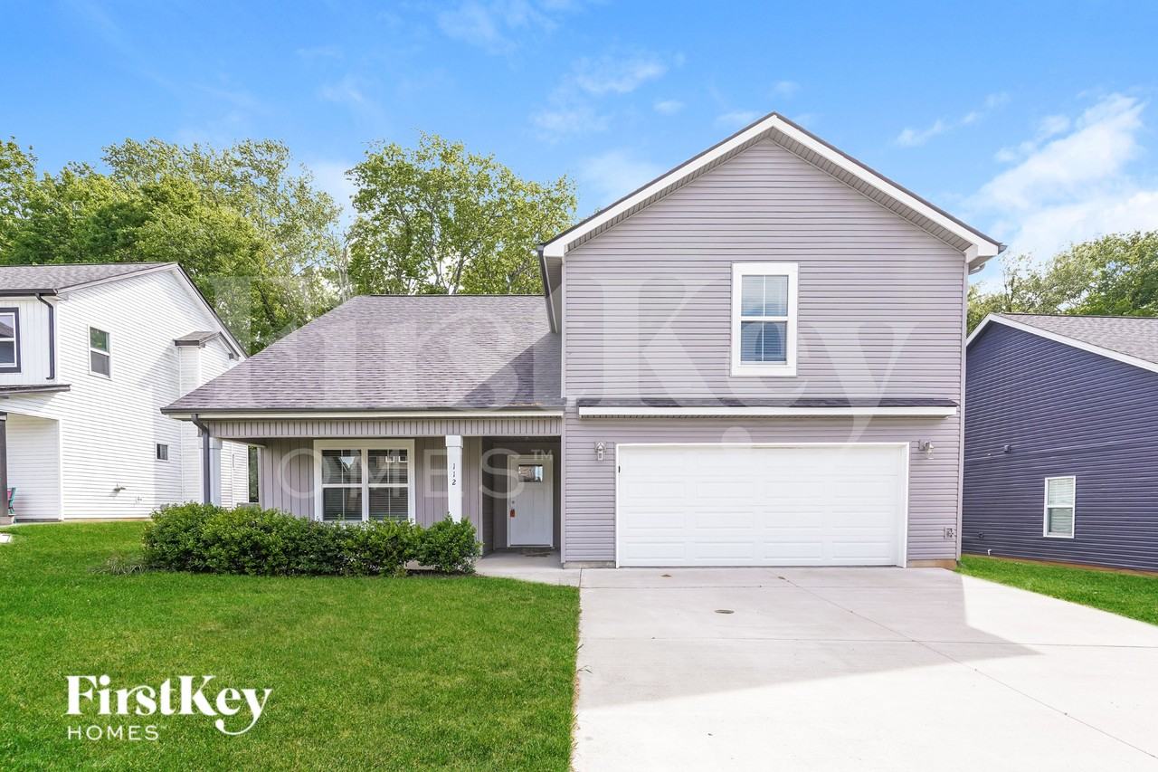 112 Lucerne Ln