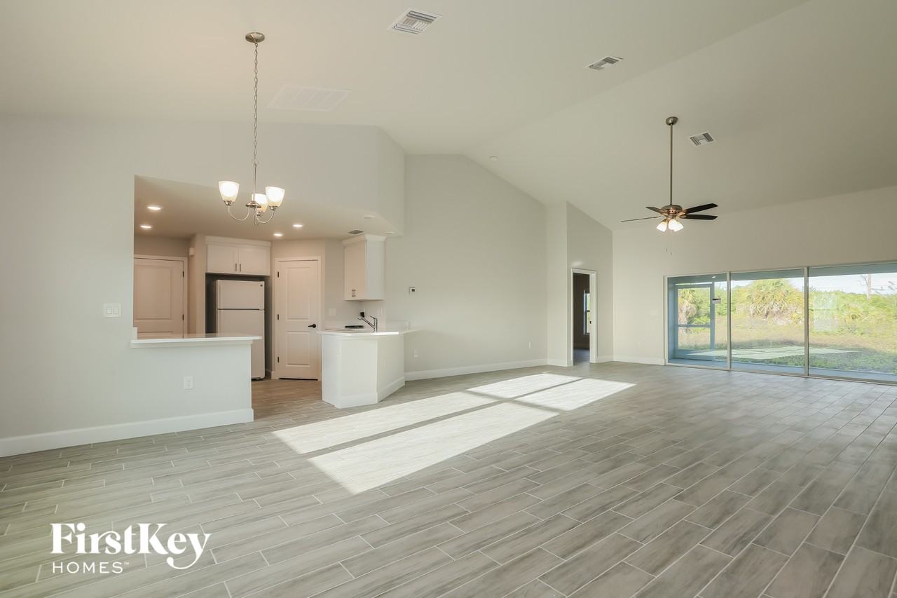 6148 Hellman Ave - Photo 3 of 14
