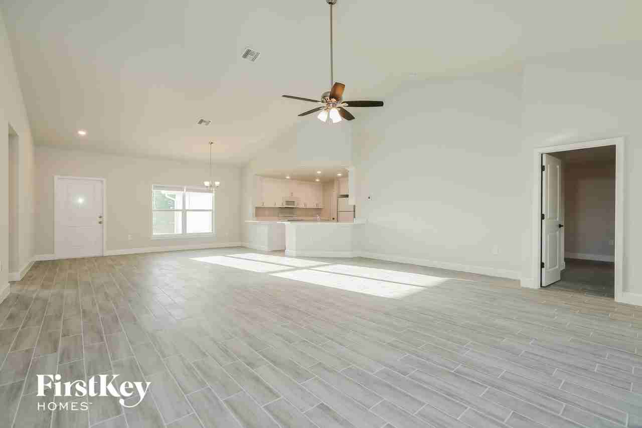 6148 Hellman Ave - Photo 4 of 14