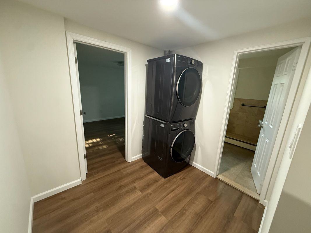 946 Edwards Blvd - Photo 4 of 9