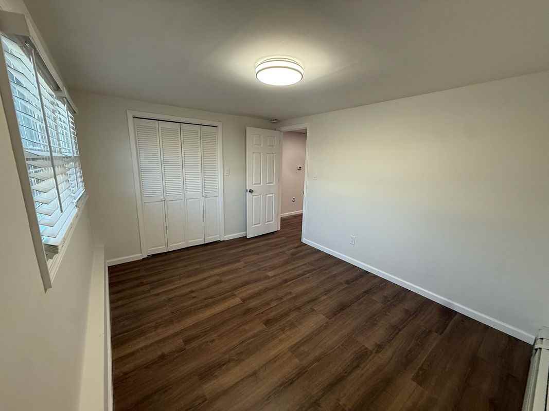 946 Edwards Blvd - Photo 7 of 9