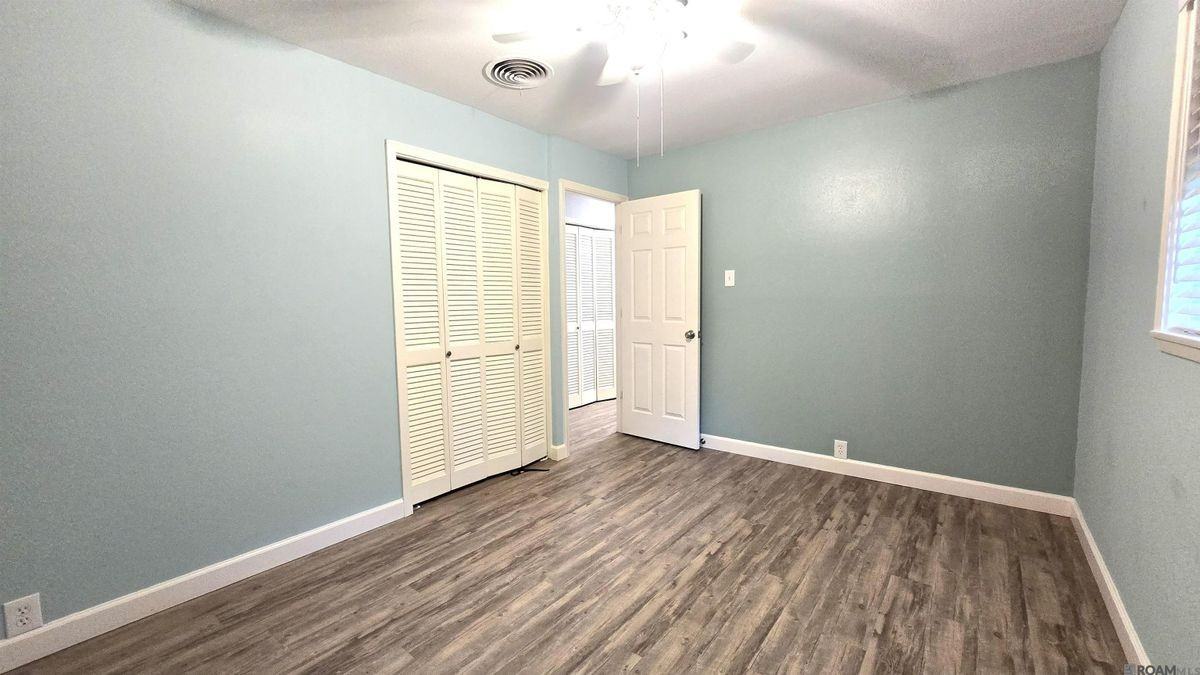 344 Burgess Pl - Photo 7 of 14