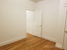 featured image of 122 Warren St #22A