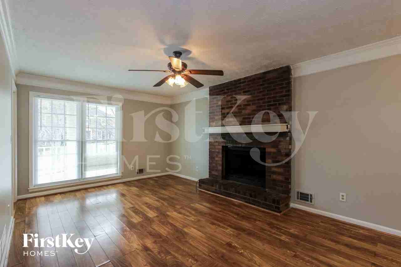 6936 Deshon Ridge Dr - Photo 5 of 15