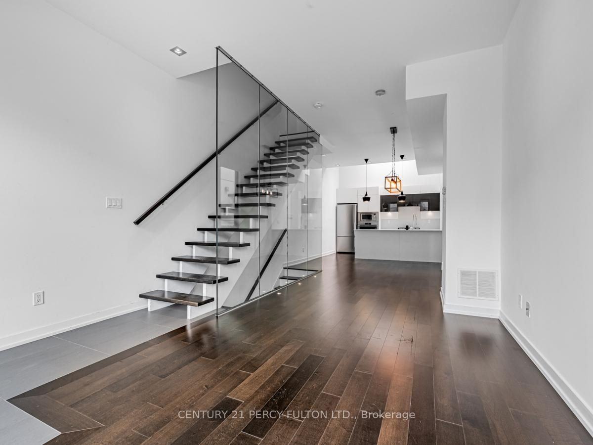 33 Achtman Lane - Photo 3 of 33