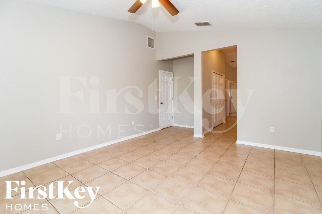 3924 Benson Park Blvd - Photo 3 of 15