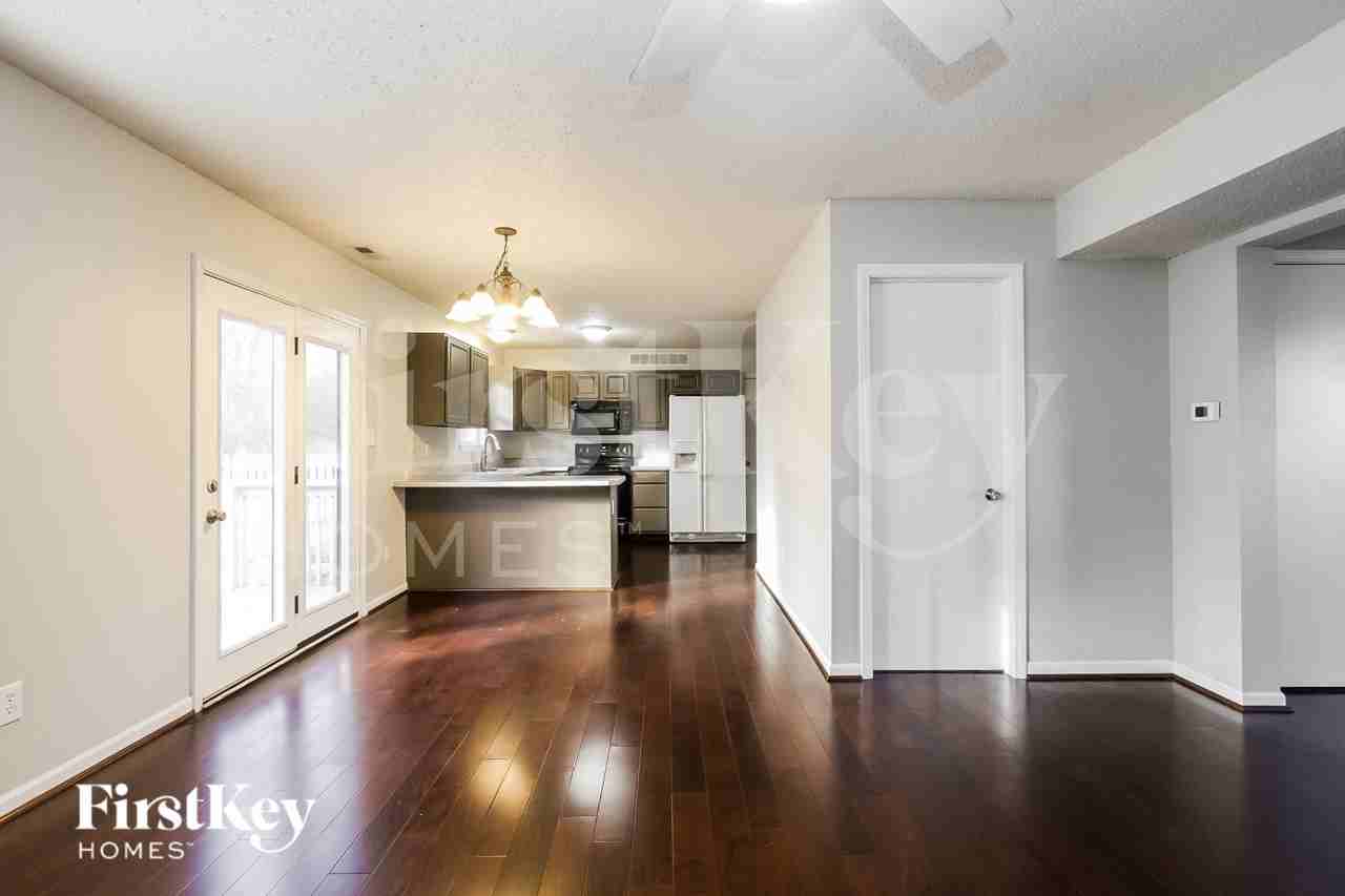 12230 Sweet Creek Trl - Photo 4 of 15
