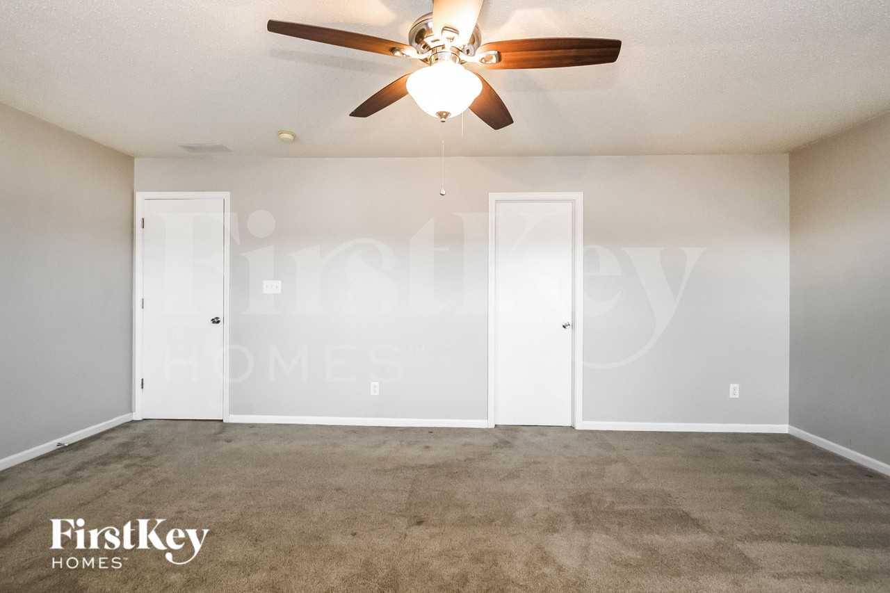 12230 Sweet Creek Trl - Photo 7 of 15