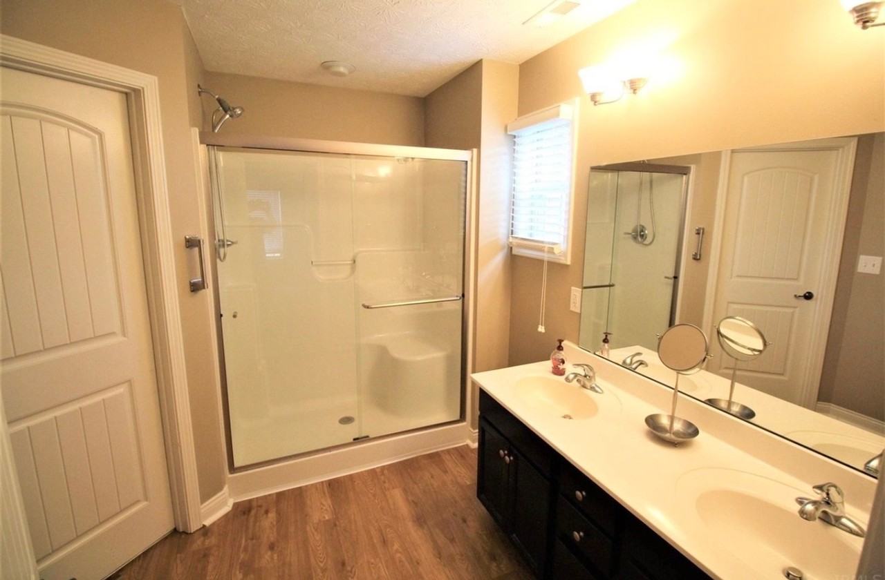 2831 Atlas Dr - Photo 5 of 10