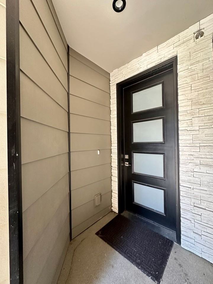 4757 W Kona Dr - Photo 3 of 41