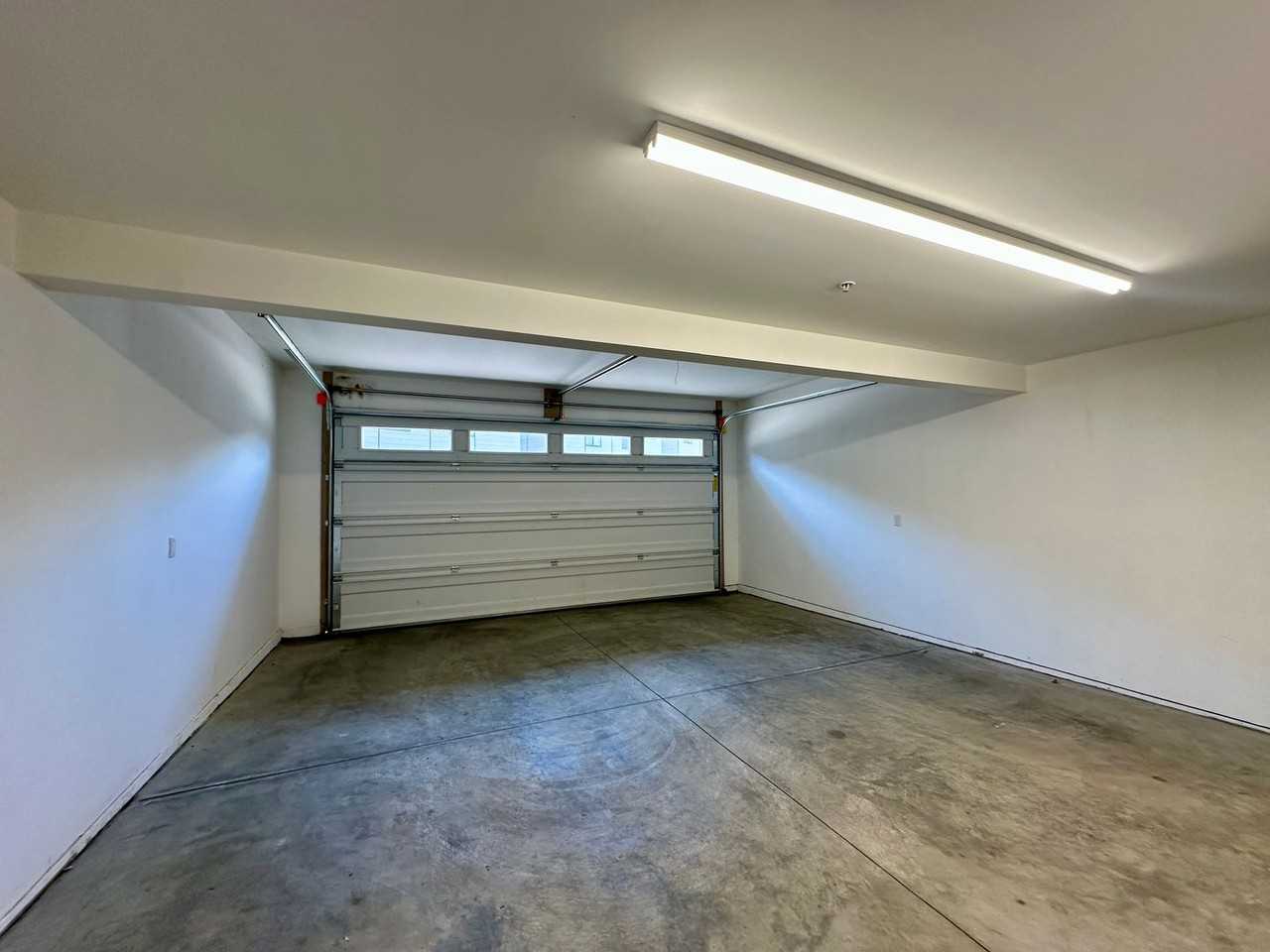 4757 W Kona Dr - Photo 4 of 41