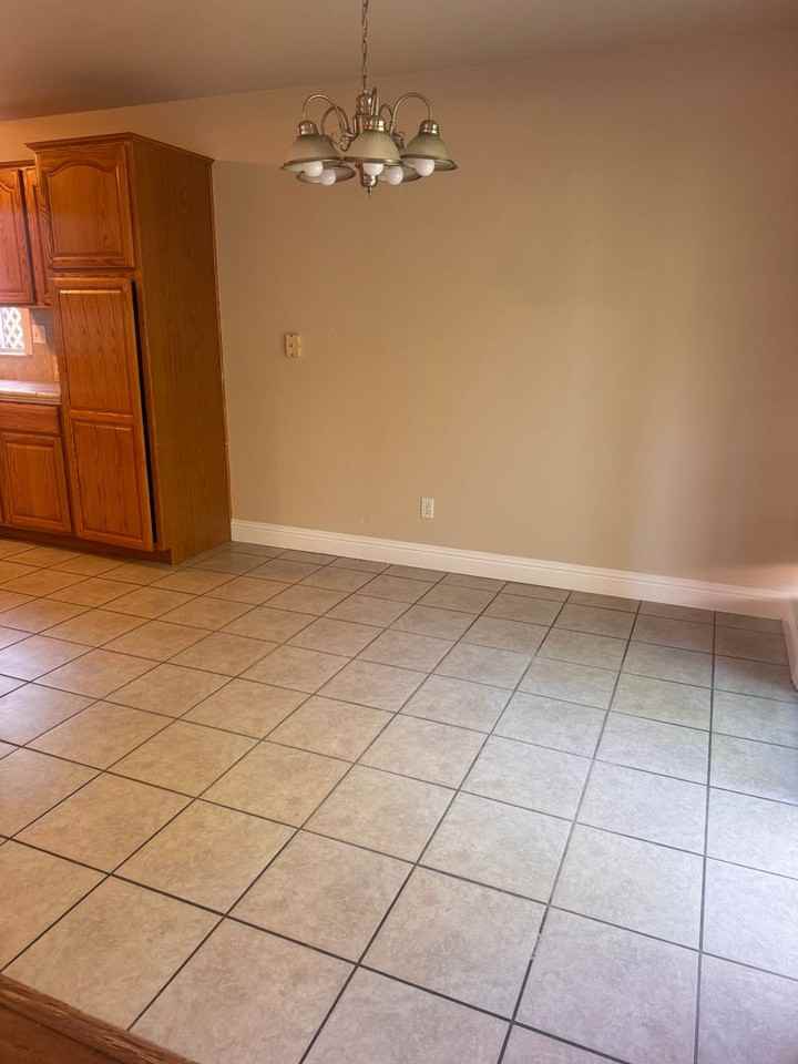 4928 N Thorne Ave - Photo 7 of 34