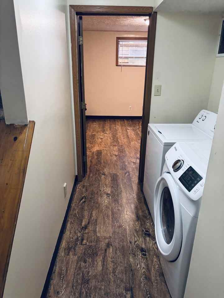 104 Mcmillen Ave #B - Photo 6 of 28