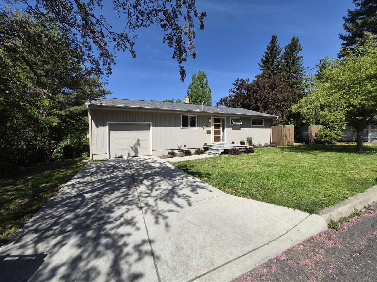 1431 Alpowa Ave #NA - Photo 7 of 31