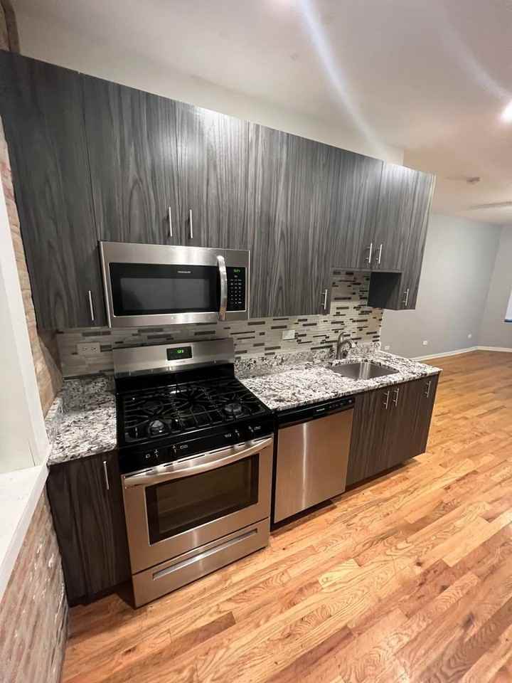 5126 S Dorchester Ave #3E - Photo 3 of 10