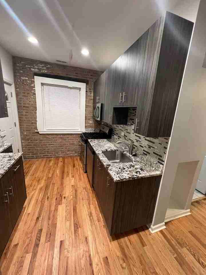 5126 S Dorchester Ave #3E - Photo 4 of 10