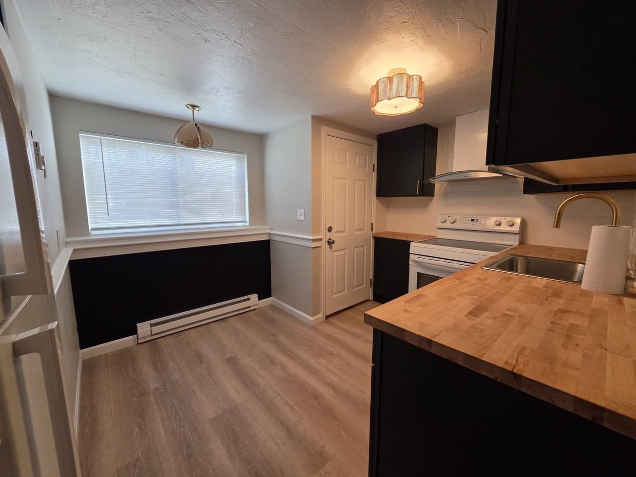 2 Tideview Path #8 - Photo 2 of 6