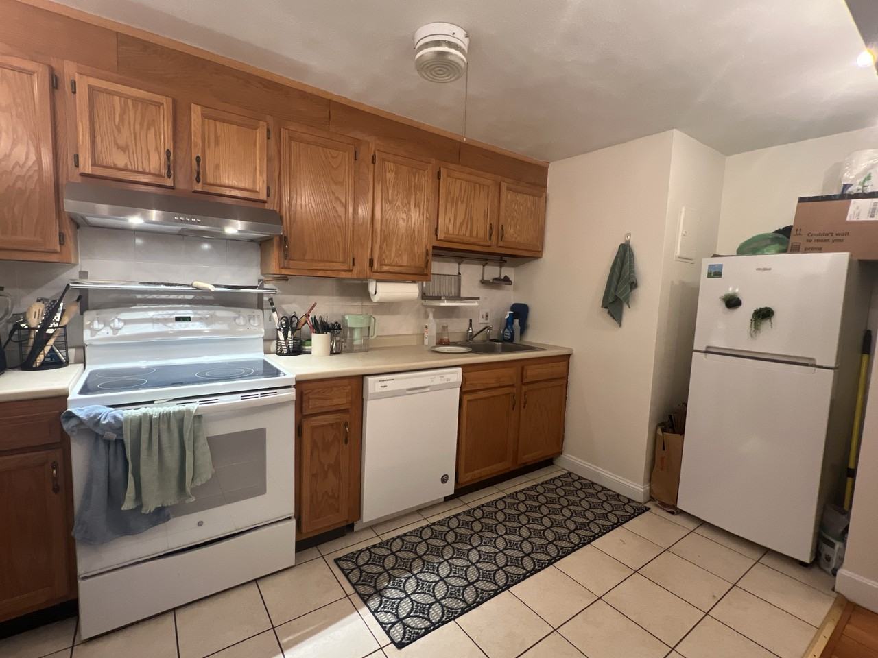 135 Inman St #6 - Photo 3 of 10
