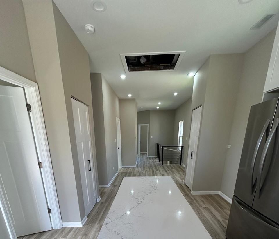 6227 N May #2 - Photo 6 of 20