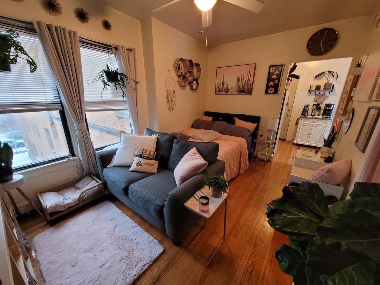 2633 12 N. Spaulding #1N - Photo 2 of 9