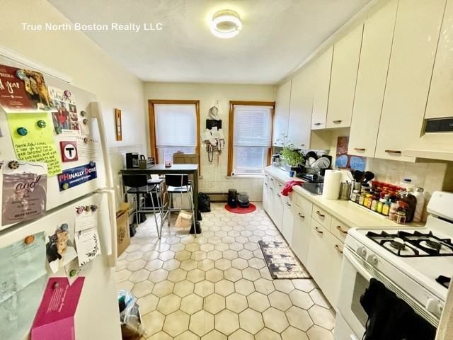 124 Prince St #3R - Photo 4 of 13