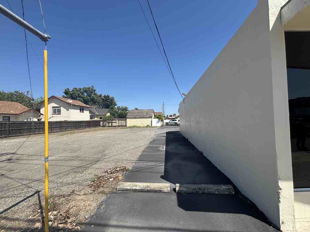 11 W 12th St - Photo 3 of 18