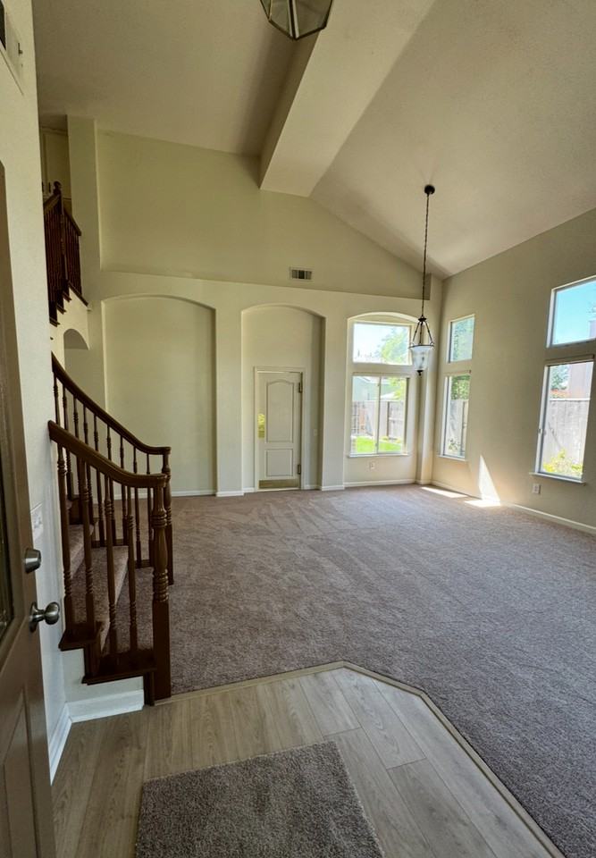 5323 Sage Ct - Photo 3 of 23