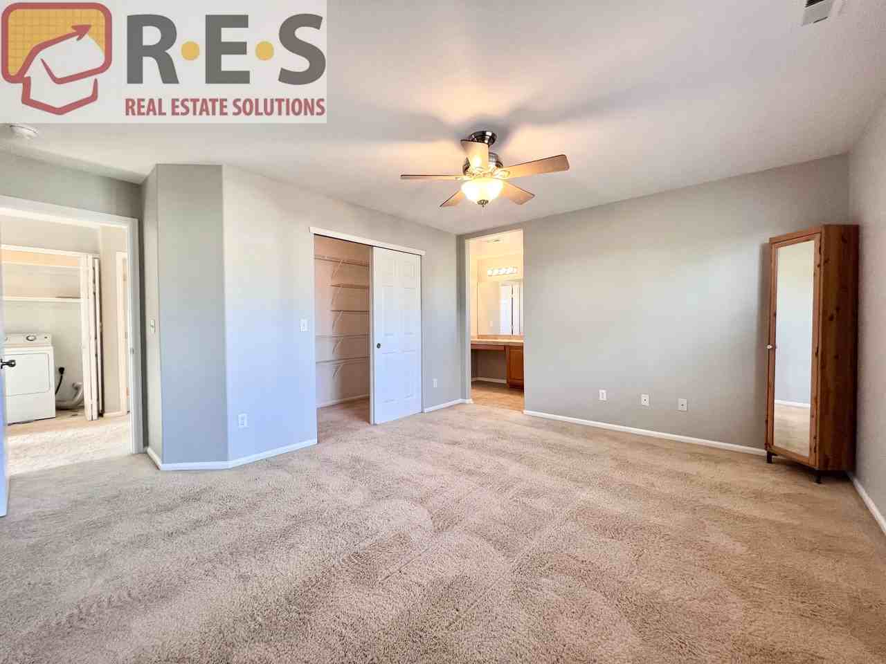 3578 Wonder Dr - Photo 4 of 16