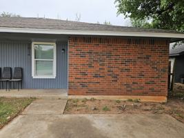 featured image of 1014 N Spencer Rd