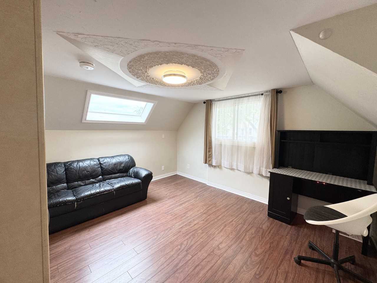 464 Janette Ave #2 - Photo 6 of 25