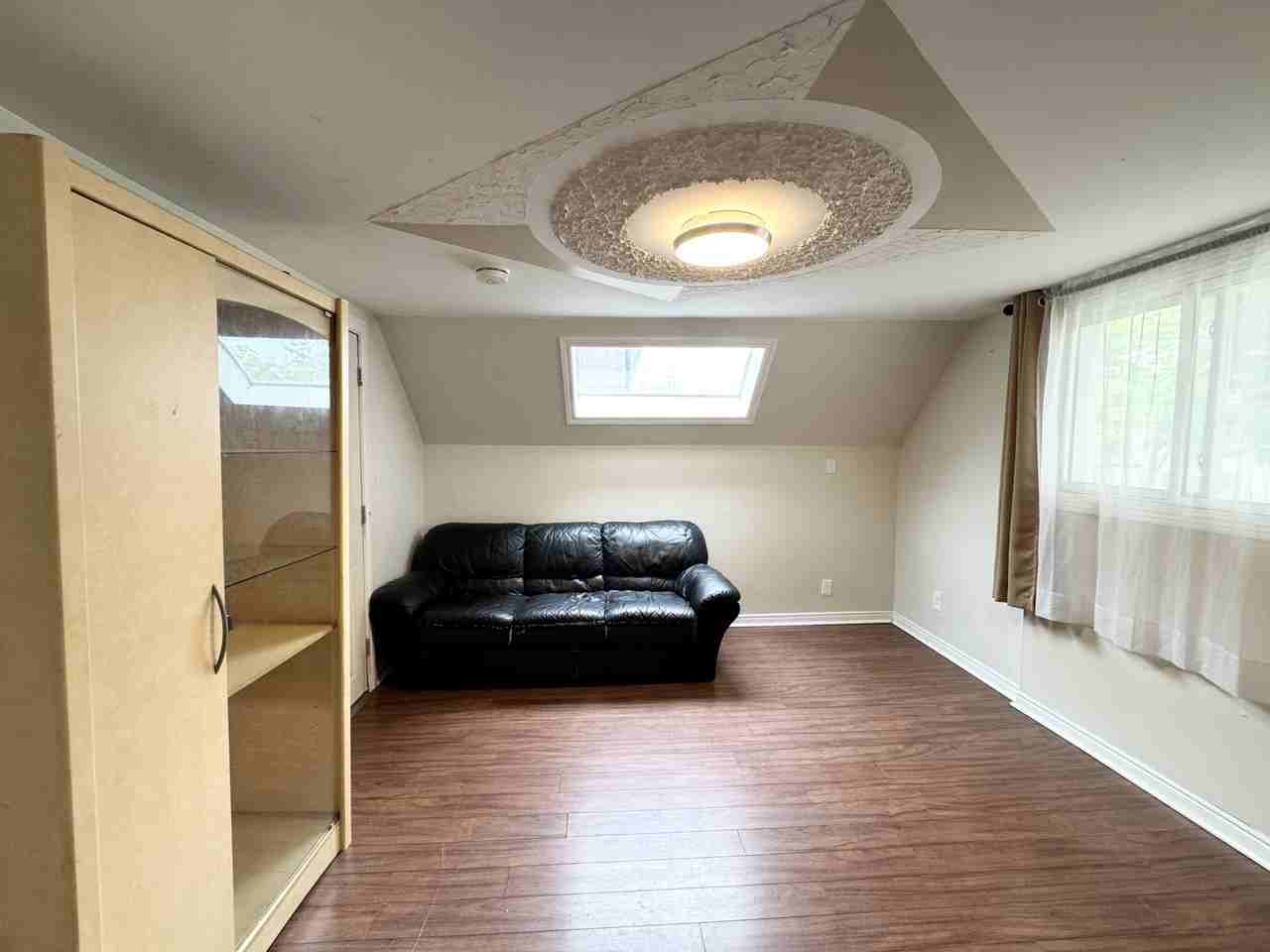 464 Janette Ave #2 - Photo 7 of 25