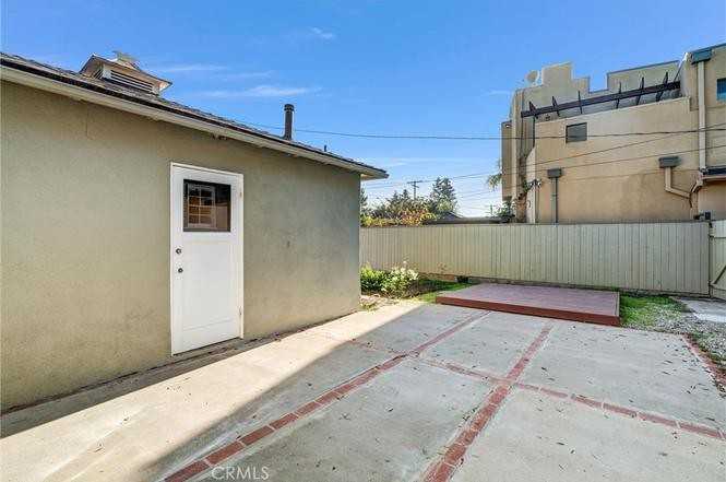 2832 Washington Ave - Photo 3 of 20