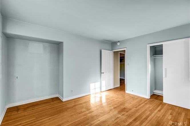 2832 Washington Ave - Photo 4 of 20