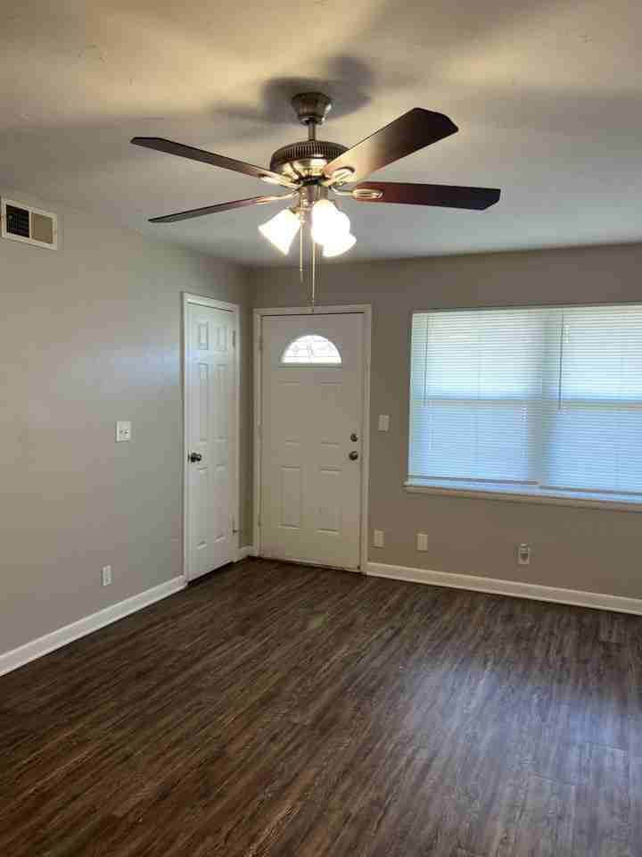 3224 Se 24th St - Photo 4 of 18