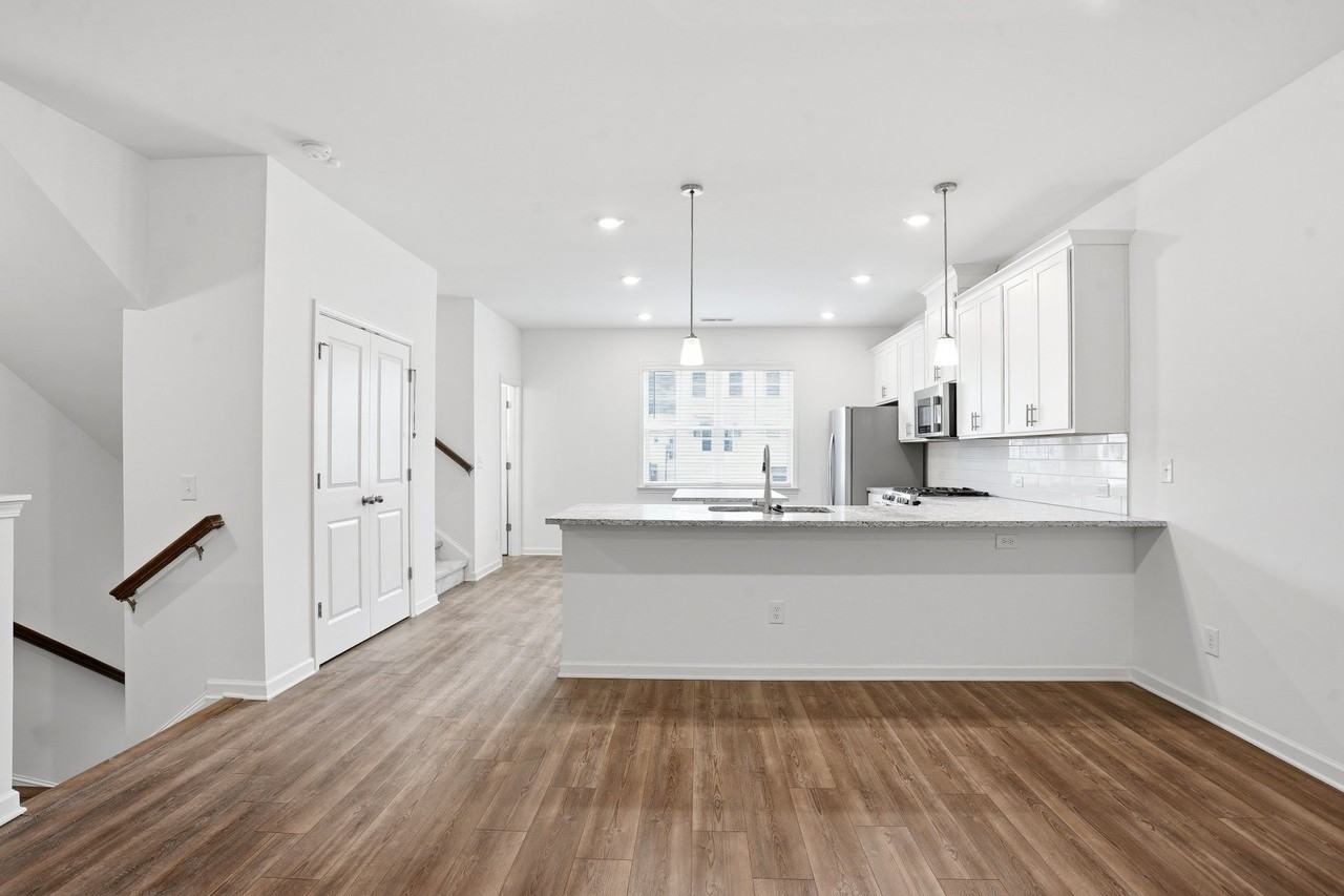 3524 Mount Blue Ave - Photo 5 of 25