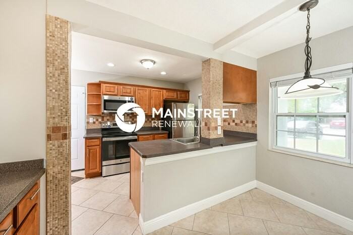 632 Ryan Ave - Photo 7 of 16