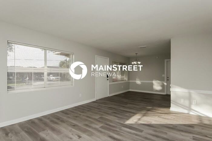 240 16th St Ne - Photo 5 of 16