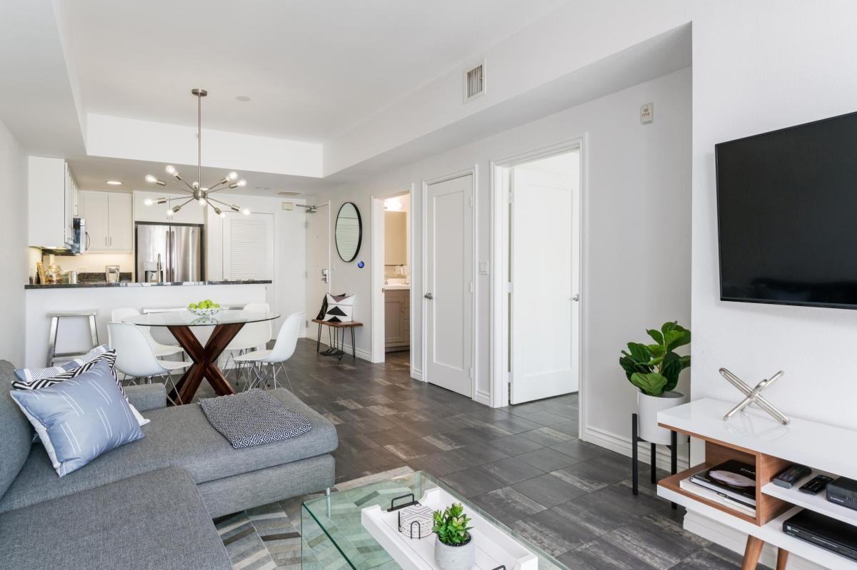 1830 Columbia St #310 - Photo 3 of 12