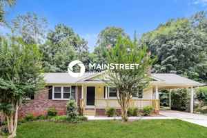 featured image of 332 Foxcroft Dr
