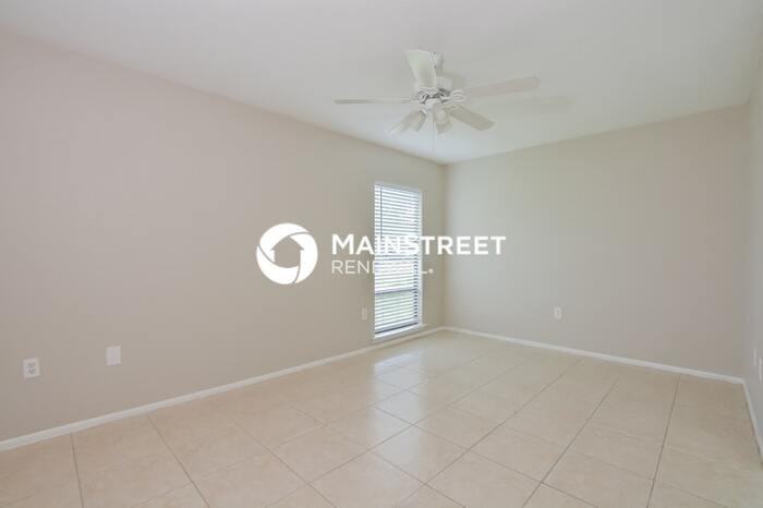 2404 Calloway Dr - Photo 5 of 16