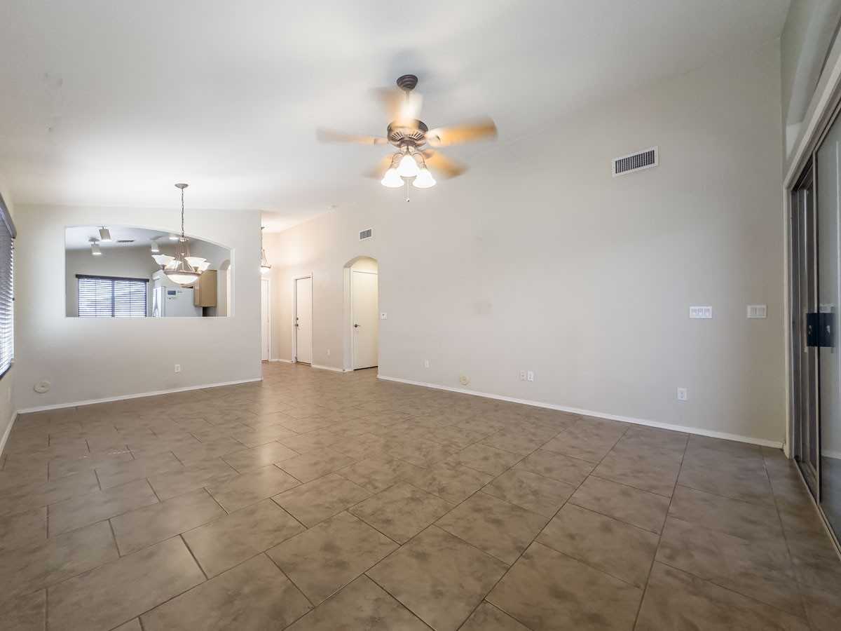 13843 W Fargo Dr - Photo 6 of 18