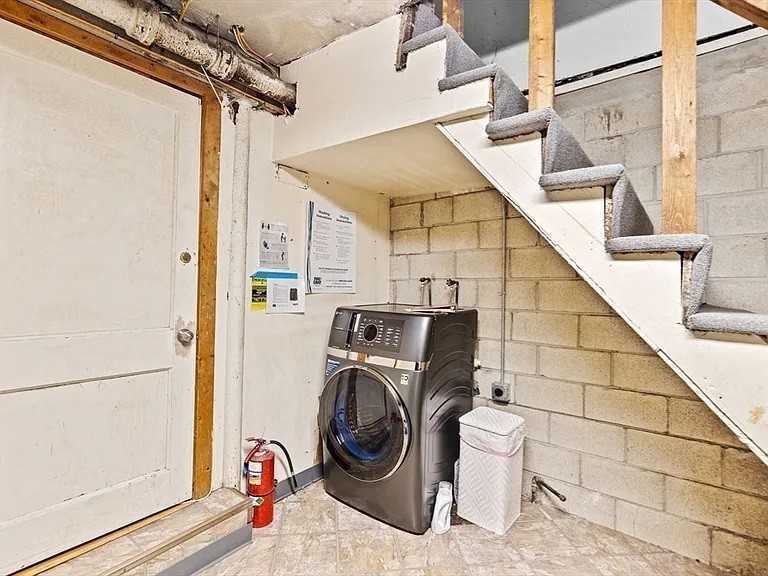 18 Medfield St #6 - Photo 6 of 6