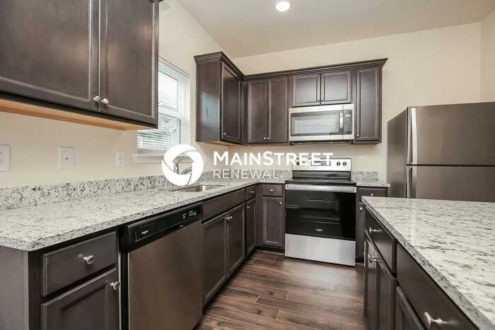 1076 Arlene Dr - Photo 3 of 16