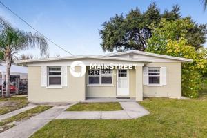 featured image of 2184 Colonial Ave