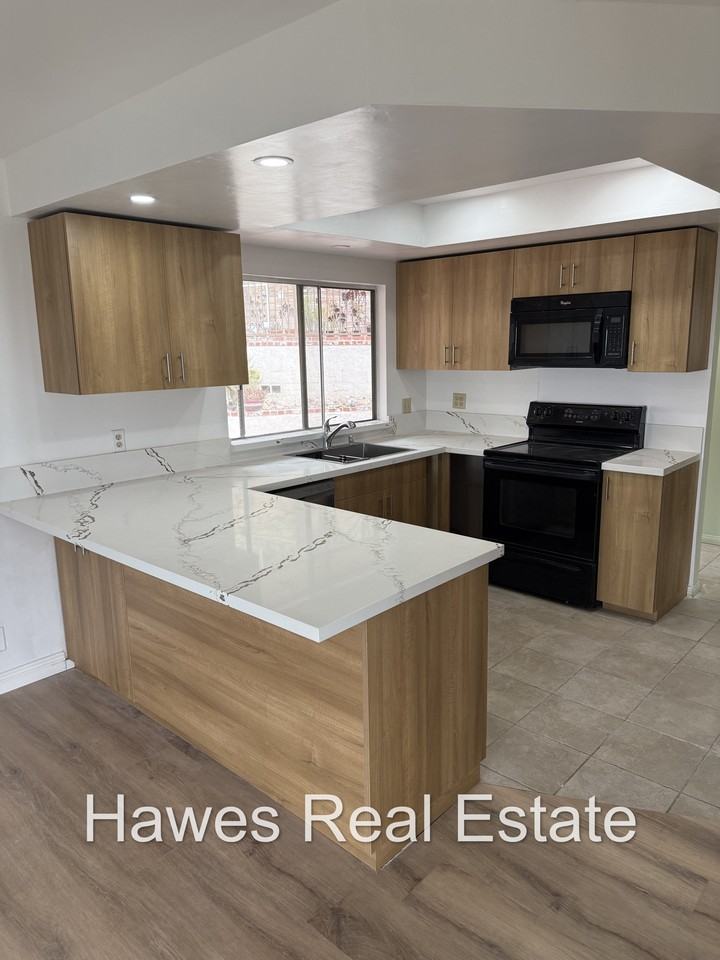 410 Conifer Rd #B - Photo 5 of 19