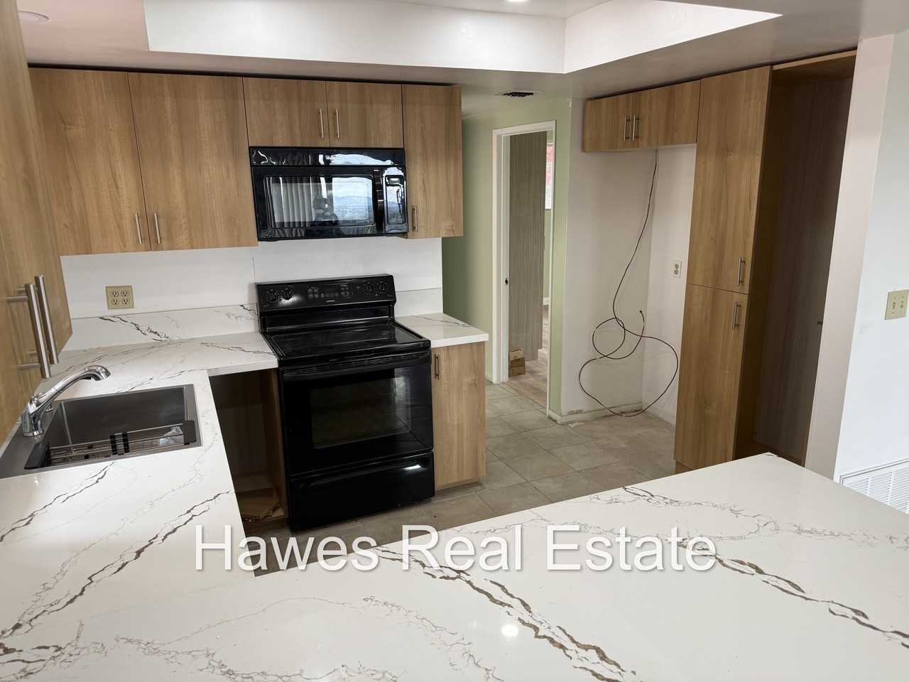 410 Conifer Rd #B - Photo 6 of 19